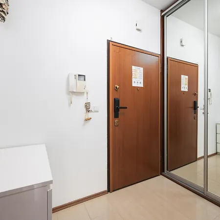 아파트 Turkusowy - Neptun Park By Oneapartments *